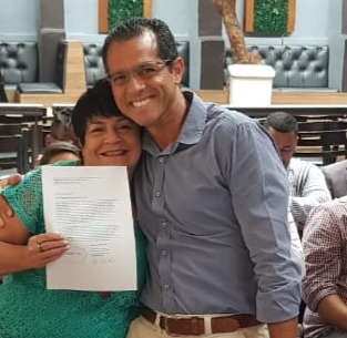 Orgulho ao receber testemunho por serviço prestado!